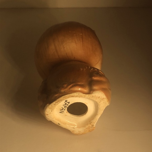 Vintage Owl Salt and Pepper Shaker Set - Picture 9 of 11